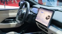 Live photos of the Mazda EZ-6 sedan and EZ-60 crossover at the 2025 Shanghai Auto Show.