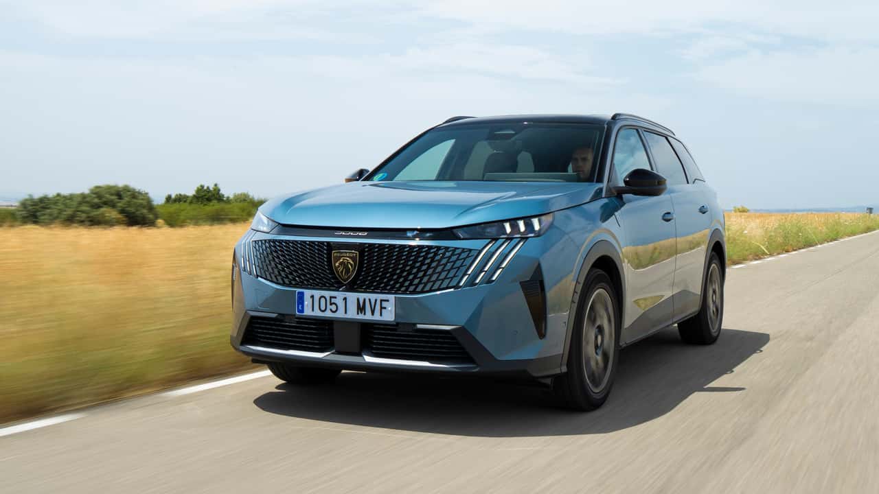 +12% en ventas y cuarta marca del mercado: así fue el 2025 de Peugeot en España