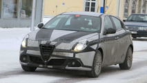 Alfa Romeo Giulietta On the Road and First Interior Spy Photos - 24.01.2010
