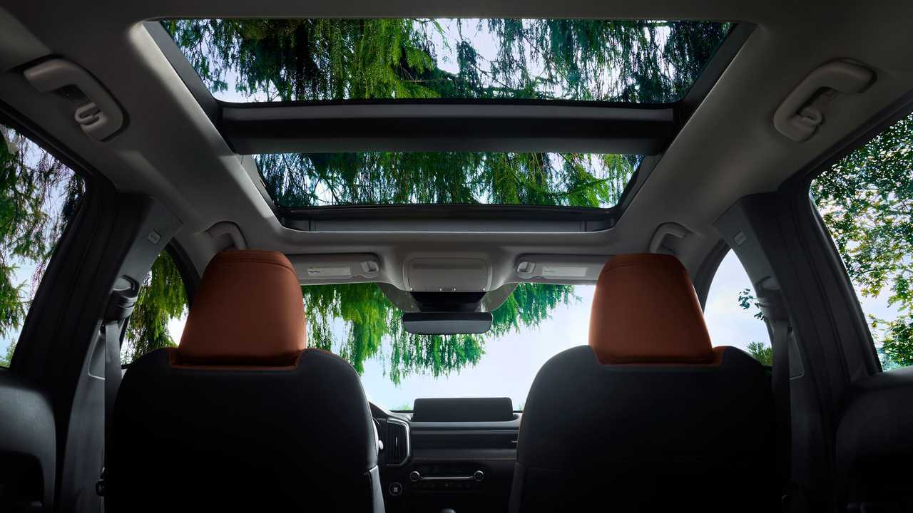 Интерьер Mazda CX-50