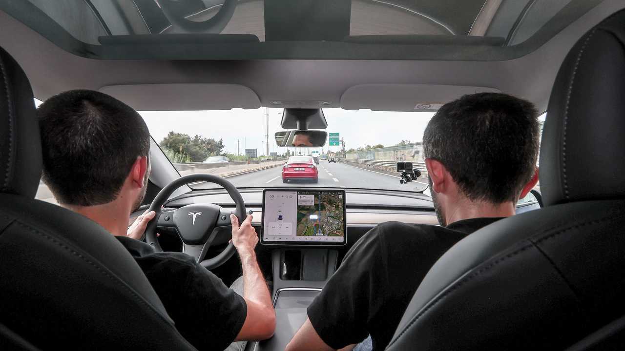 Tesla Model Y e Model 3