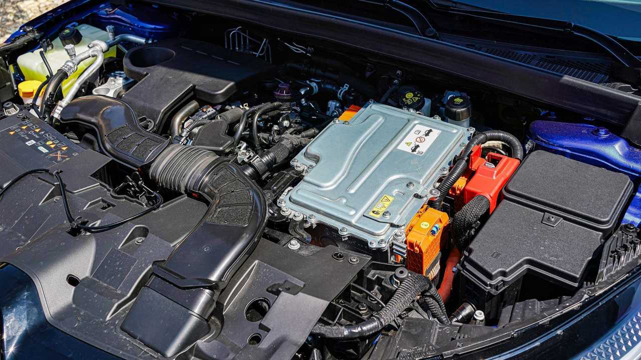Renault Megane E-Tech Plug-In Hybrid 2021, la prova