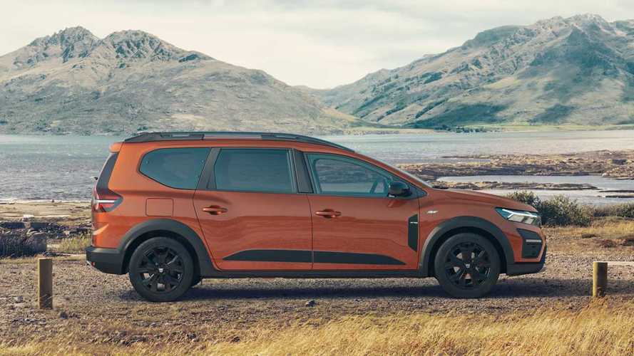Dacia jogger dimensioni bagagliaio motori prezzi