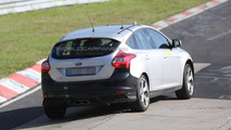 Ford Focus ST spy photo