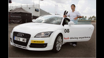 Star-Kicker fahren Audi