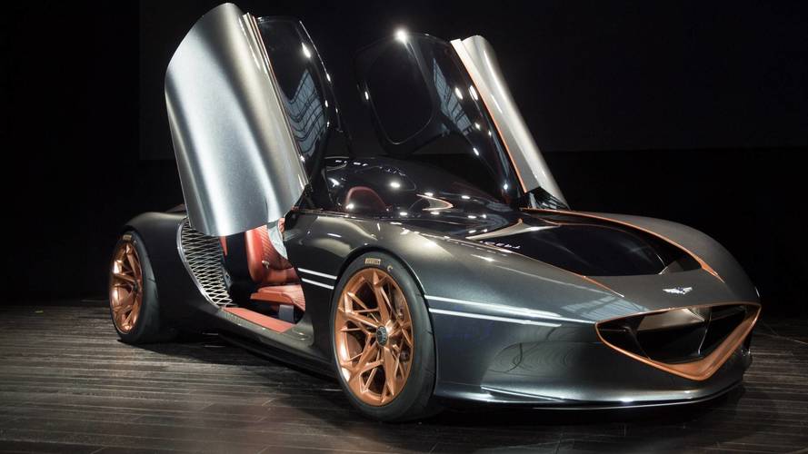 Genesis Essentia Concept Electrifies NY With Its Gorgeous Body