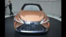 Lexus LF-1 Limitless al Salone di Detroit 2018