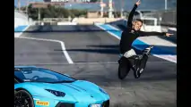 Carina Lima e la sua passione per le supercar