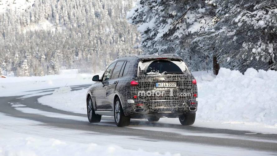 BMW X7 casus fotoğraflar
