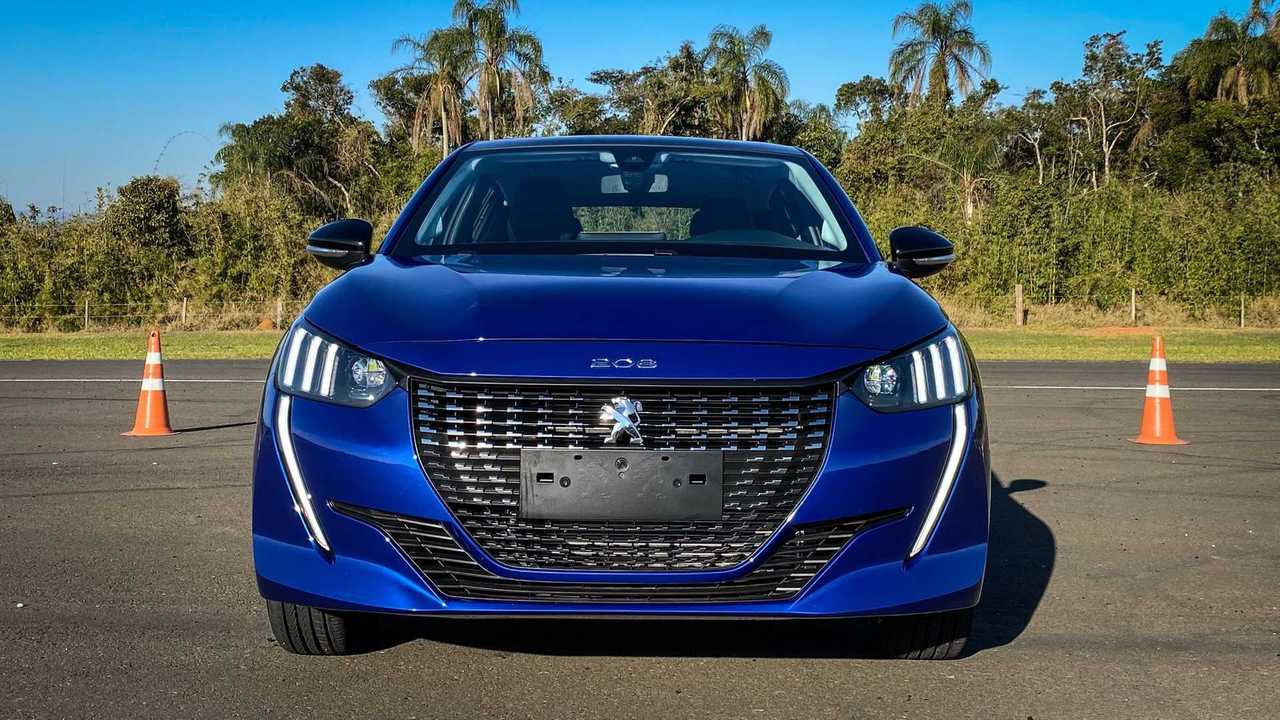 Peugeot 208 2021
