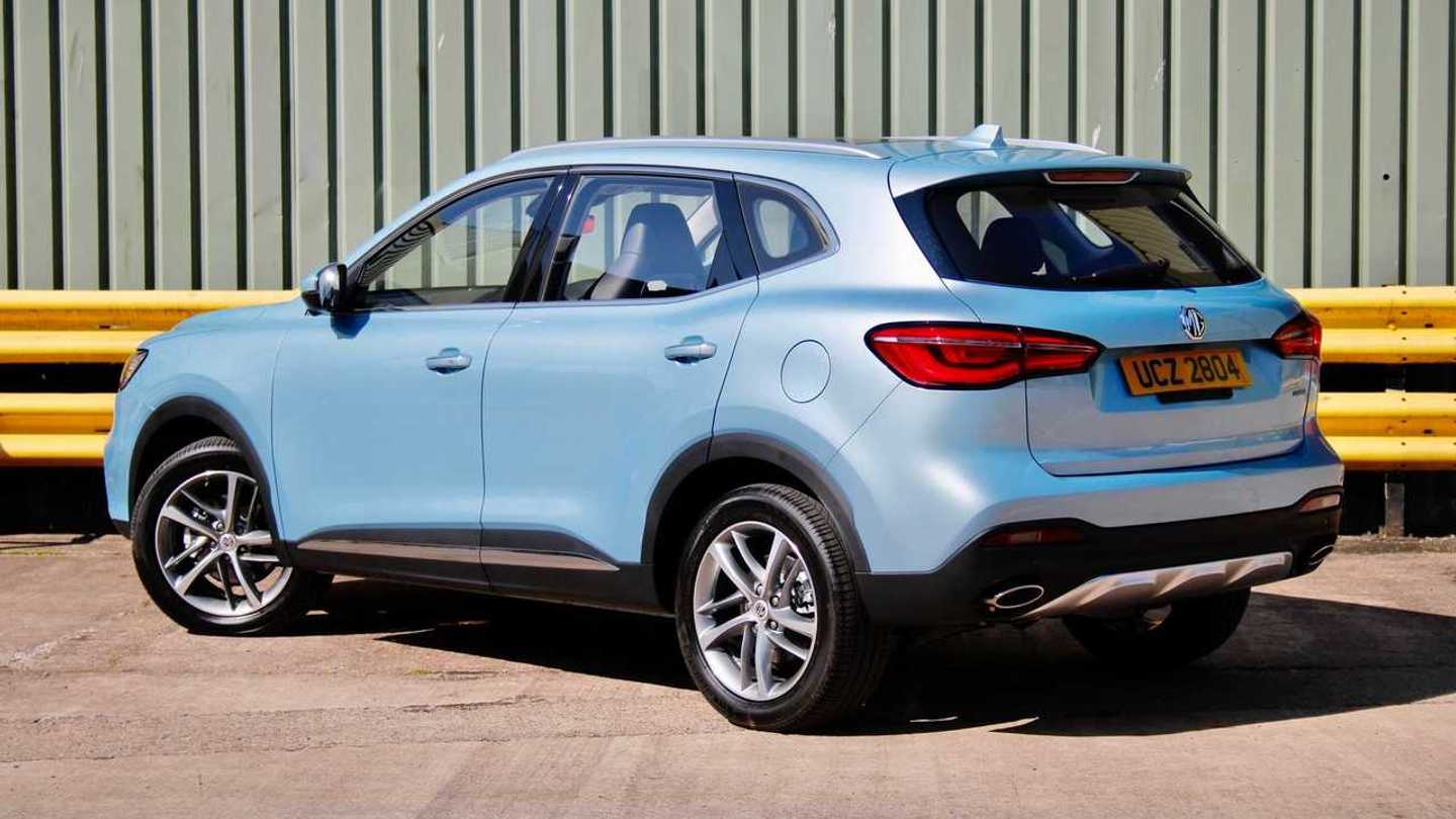 meet-the-new-mg-hs-plug-in-hybrid-c-segment-suv