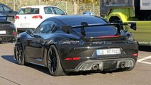 2022 Porsche 718 Cayman GT4 RS spy photo
