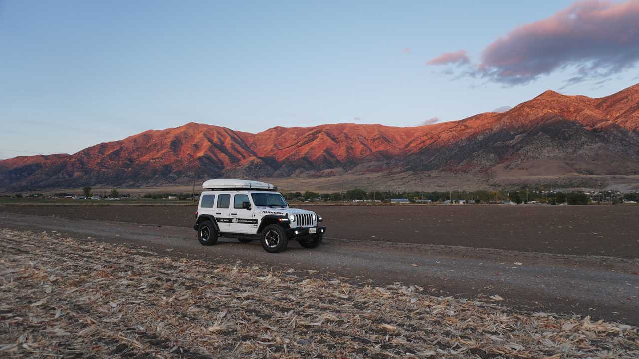 2020 Jeep Wrangler Rubicon Overlanding mountains