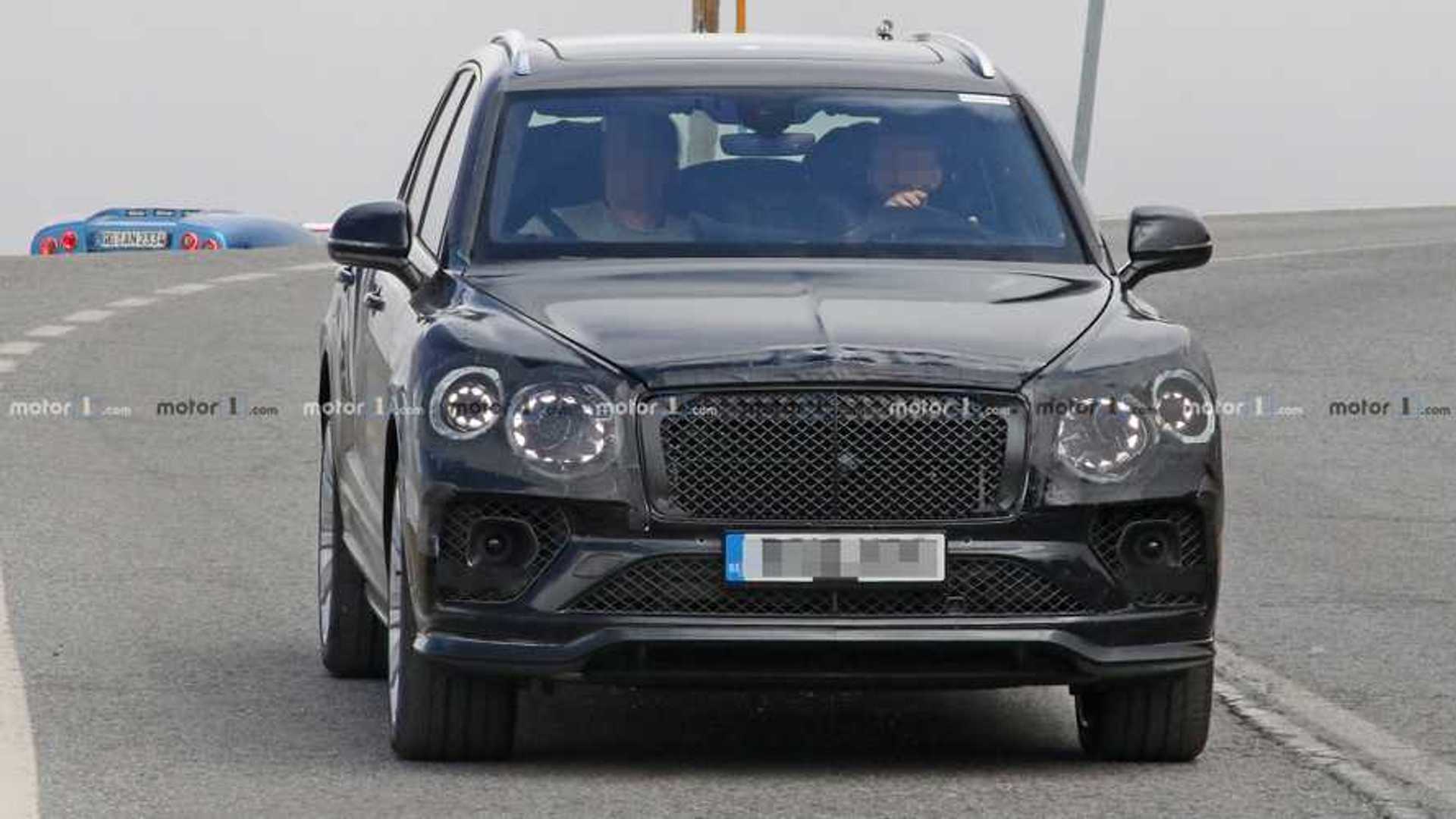 bentley-bentayga-refresh-spy-shots.jpg