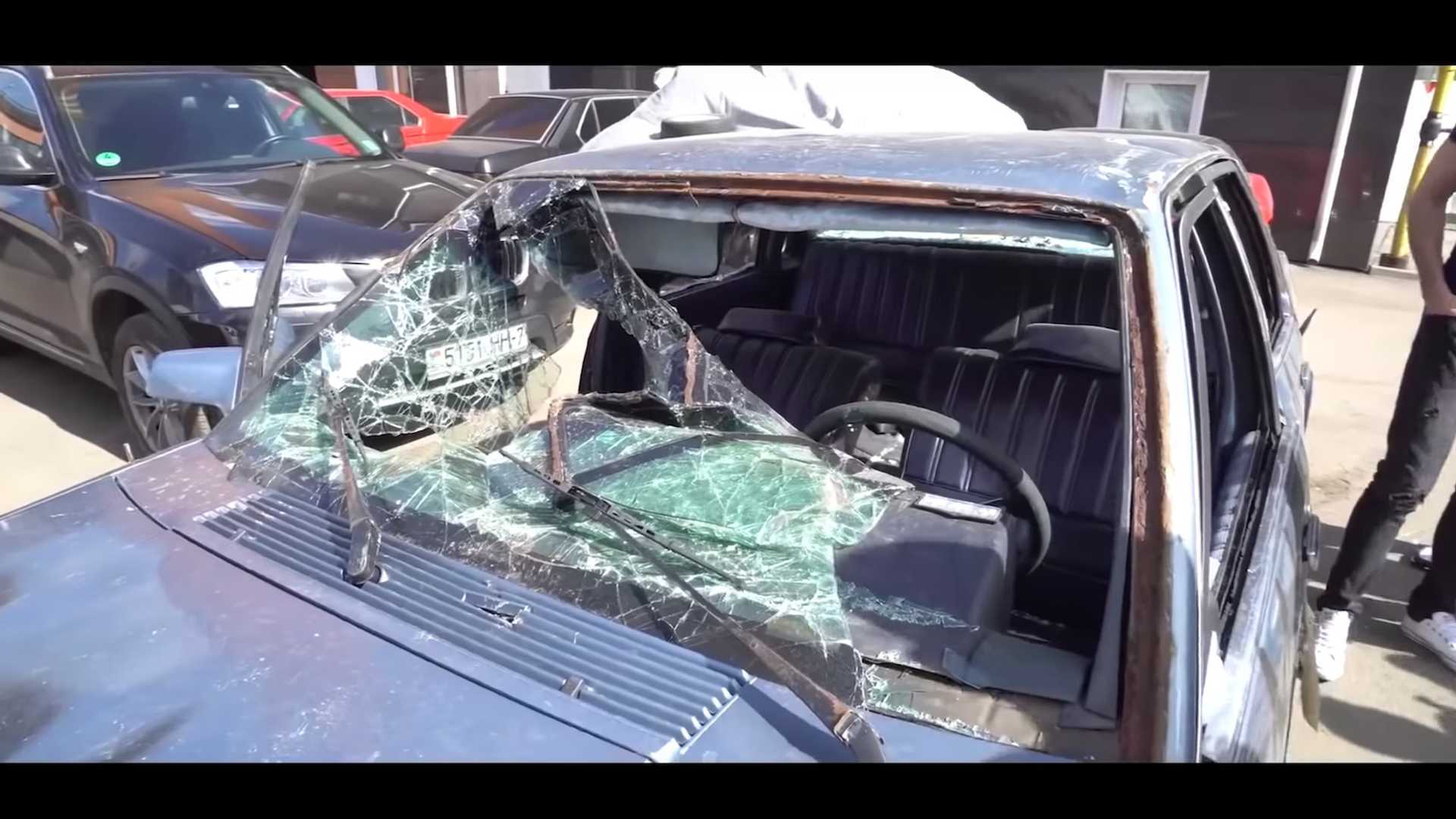 Russians Prove Less Weight Equals More Performance With An Oldsmobile