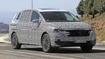 Volkswagen Viloran MPV'sinin Casus Fotoğrafları