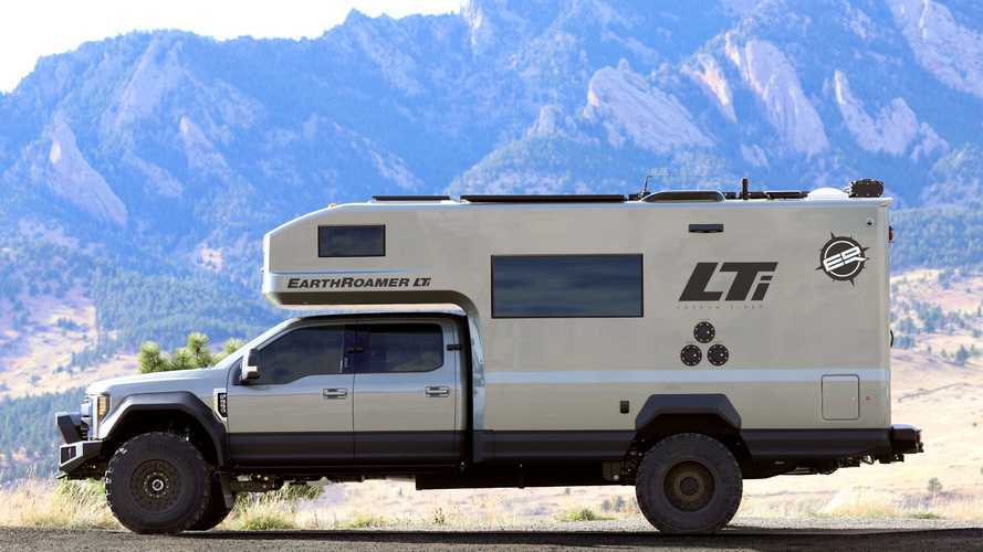 EarthRoamer presenta LTi Expedition Vehicle, il tronfo del carbonio