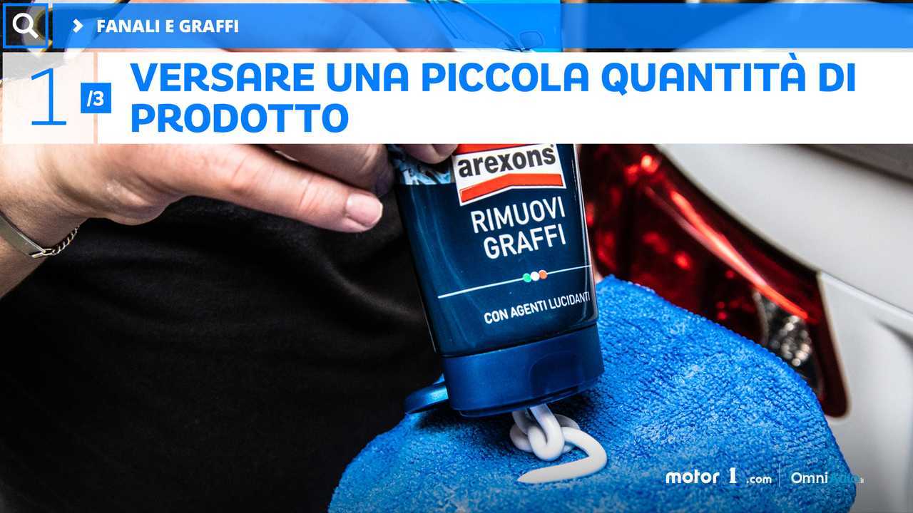 Pulizia auto, fanali e graffi