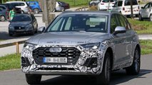 2020 Audi Q5 facelift spy photo