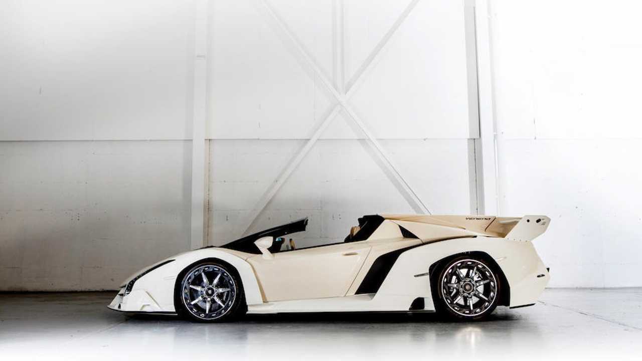 Lamborghini Veneno Roadster, venduta all'asta per 7,6 milioni di euro