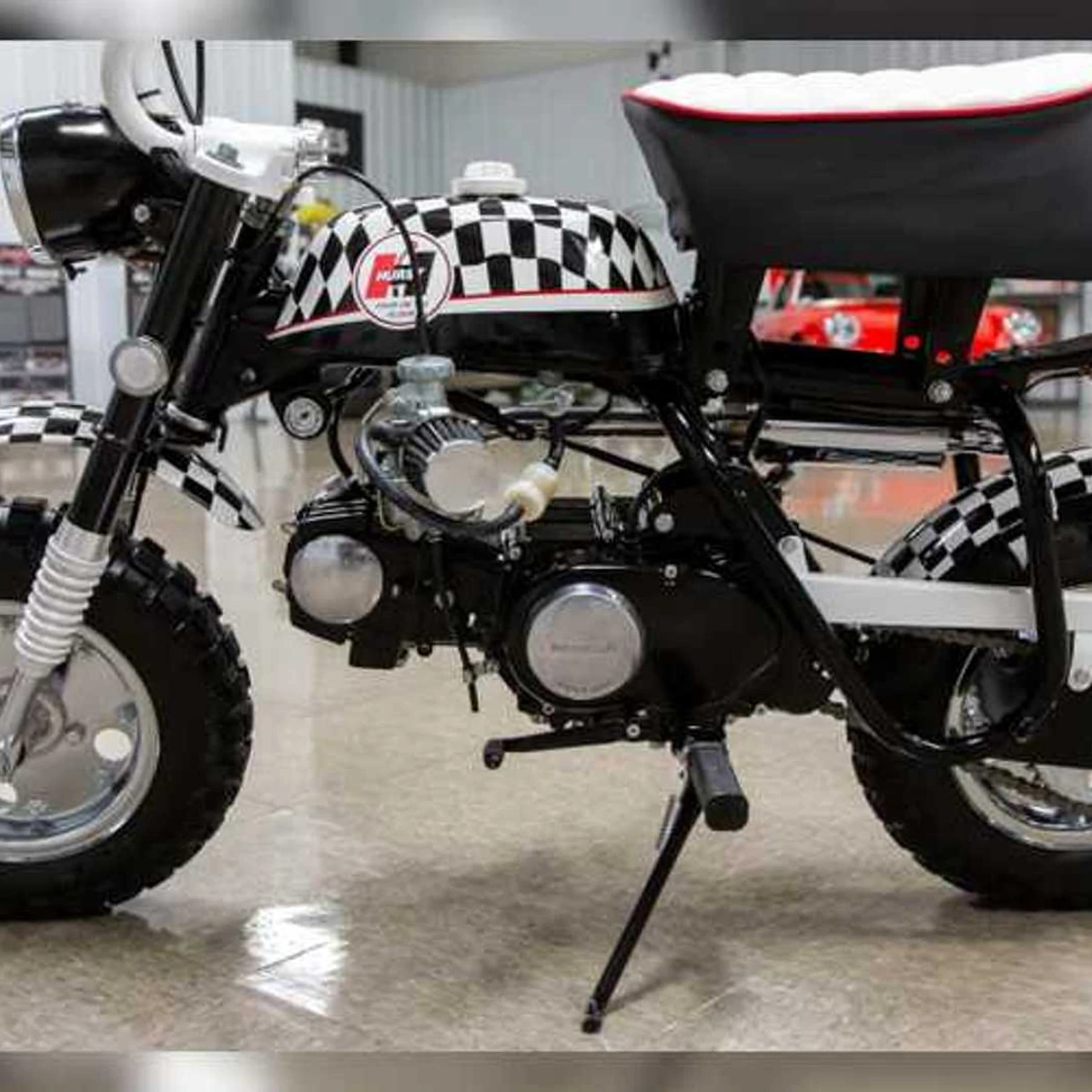 1971-custom-honda-z50a-mini-