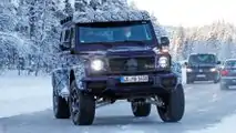 Mercedes G-Klasse 4x4² fast ungetarnt erwischt