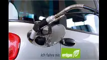 Kleiner Opel mit viel Gas