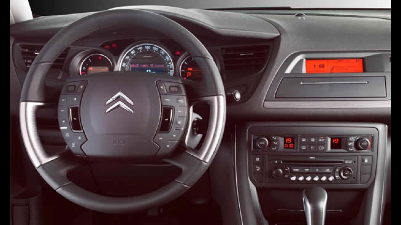Preços: Novo Citroën C5 Sedan chega por R$ 103.500 e C5 Tourer por R$ 112.500 - Veja mais detalhes