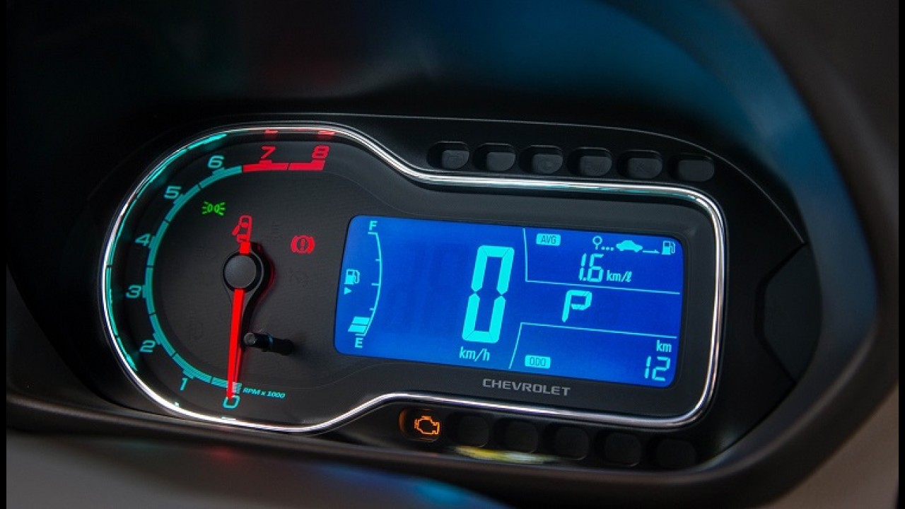 Chevrolet Spin 2015 ganha novos acessórios e tem preço inicial de R$ 49,8 mil