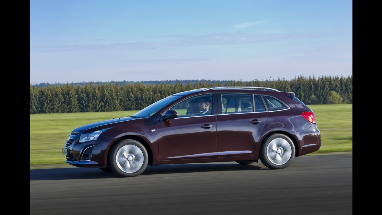 Chevrolet Cruze Station Wagon desembarca no Reino Unido custando o equivalente a R$ 49.889