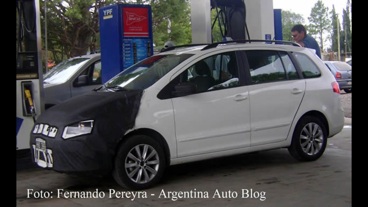 Nova SpaceFox é flagrada com disfarces na Argentina