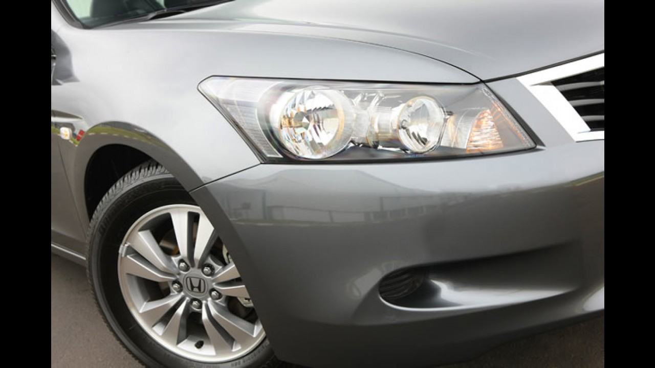 Linha Honda Accord 2010 chega às lojas com nova versão EX 2.0