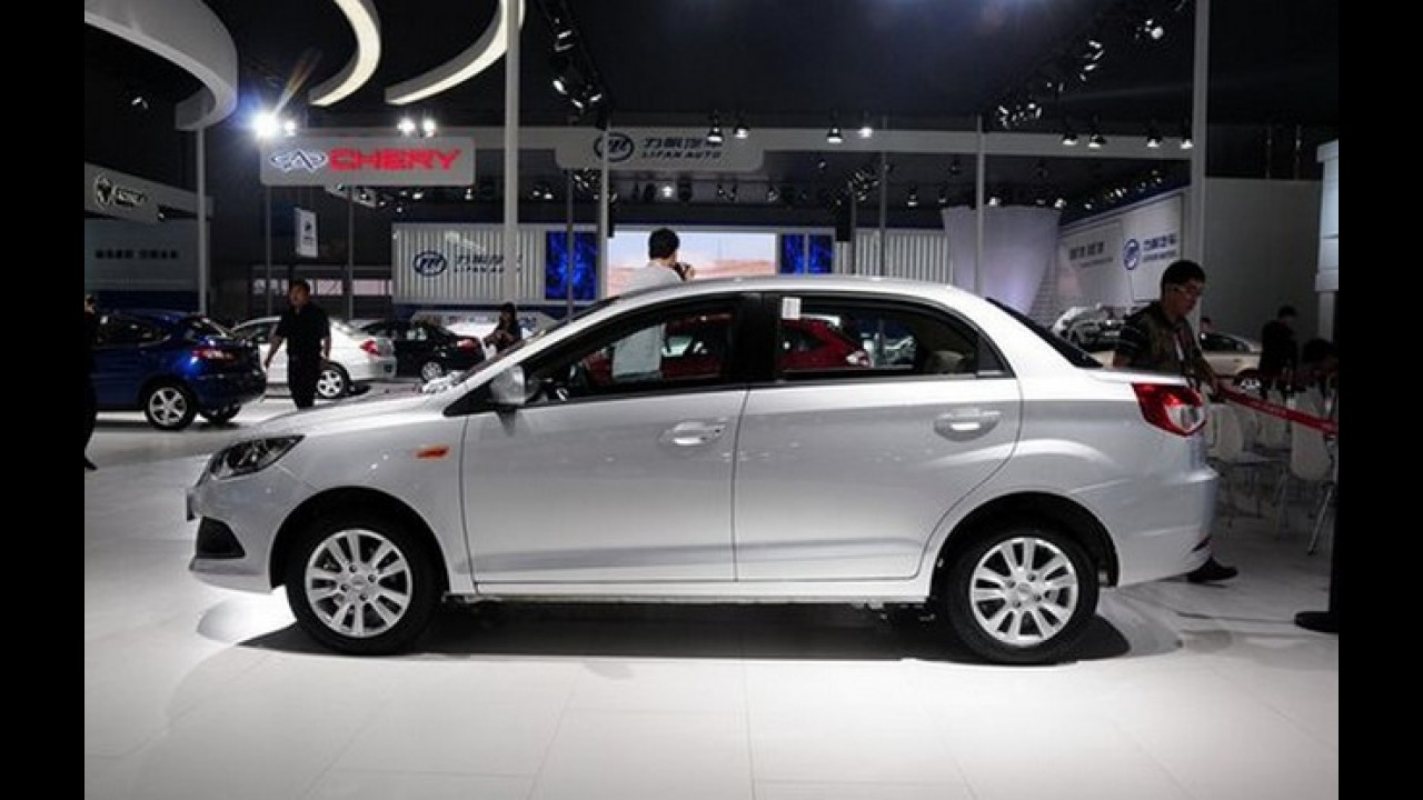 Chery Celer muda por dentro e por fora na China - Modelo será produzido aqui até 2014