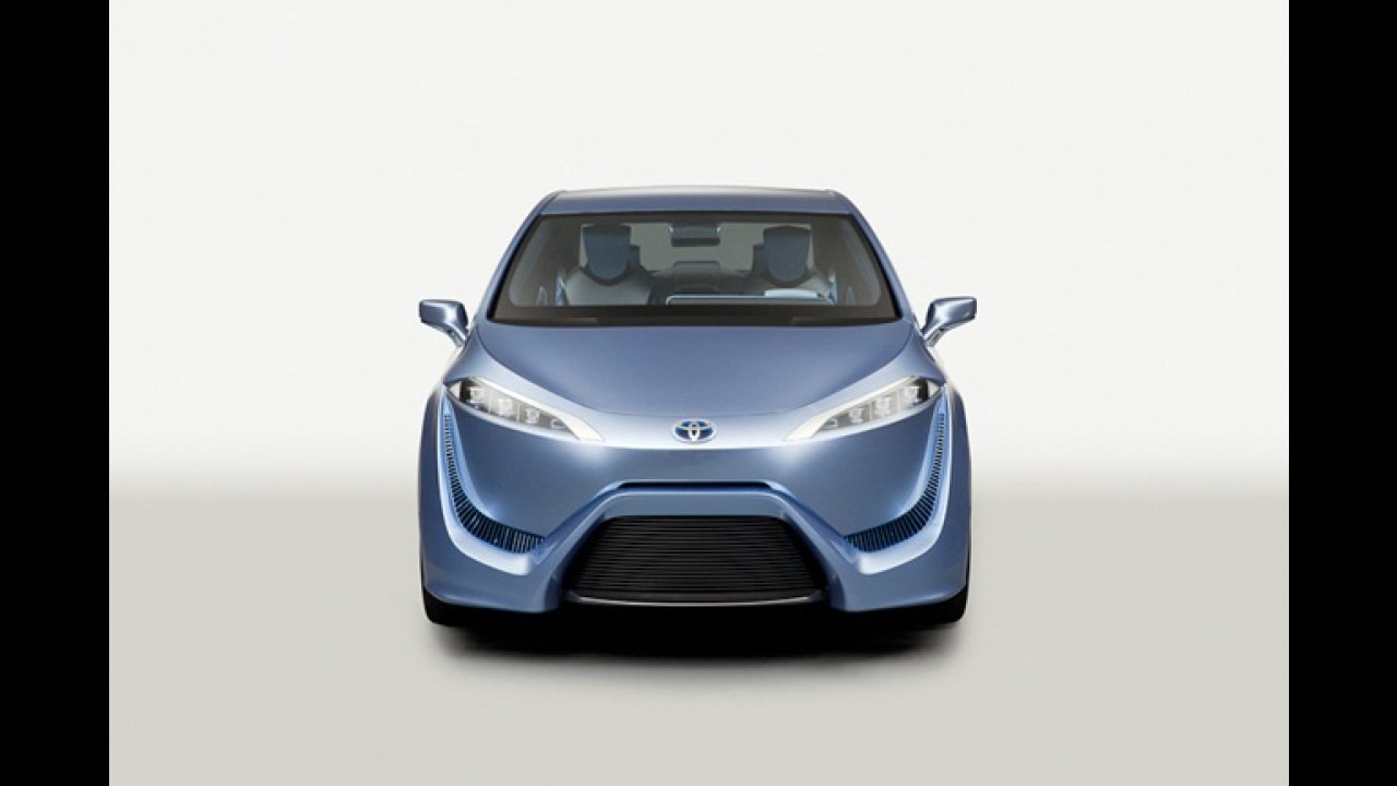 Toyota lançará sedã movido a hidrogênio em 2015