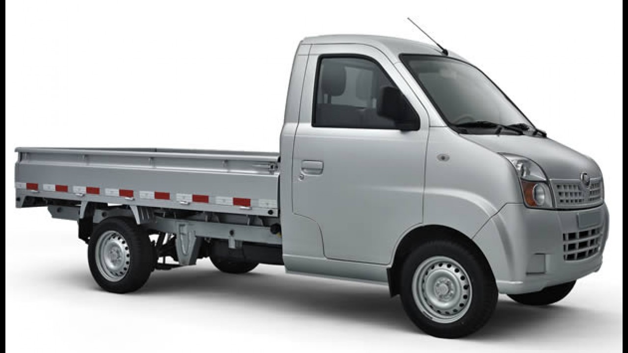 Lifan confirma lançamento do sedã 530 em maio no Brasil