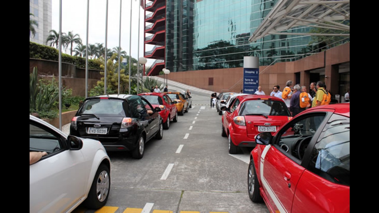 Impressões ao dirigir: Novo Ford KA 2012
