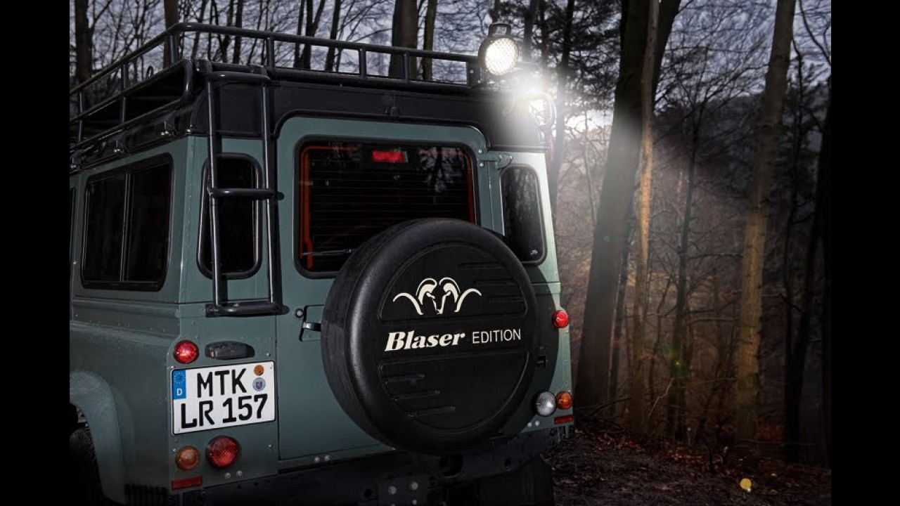 Land Rover Defender ganha série especial Blaser Edition na Alemanha