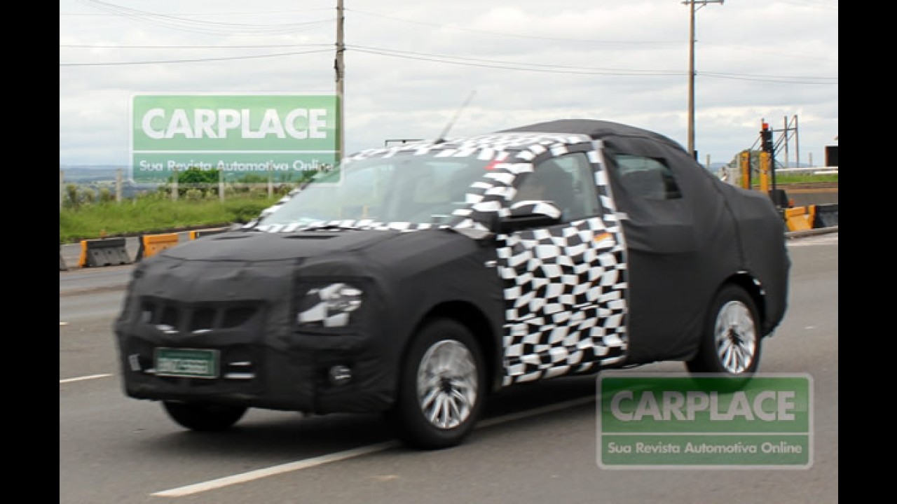 Flagramos o Novo Chevrolet Cobalt camuflado em SP - Fotos de todos os ângulos
