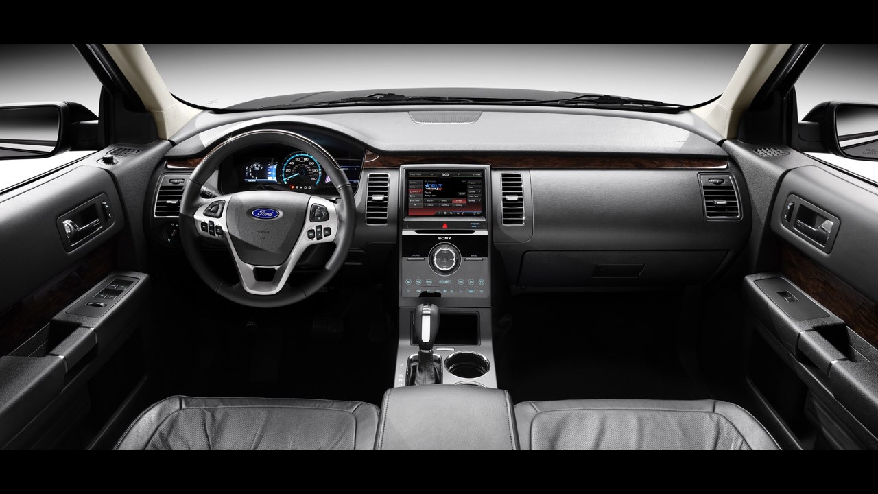 Pré-Los Angeles: Ford revela oficialmente primeiros detalhes do Novo Flex 2013