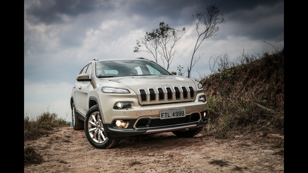 Pesquisa: brasileiros preferem carros brancos e pratas