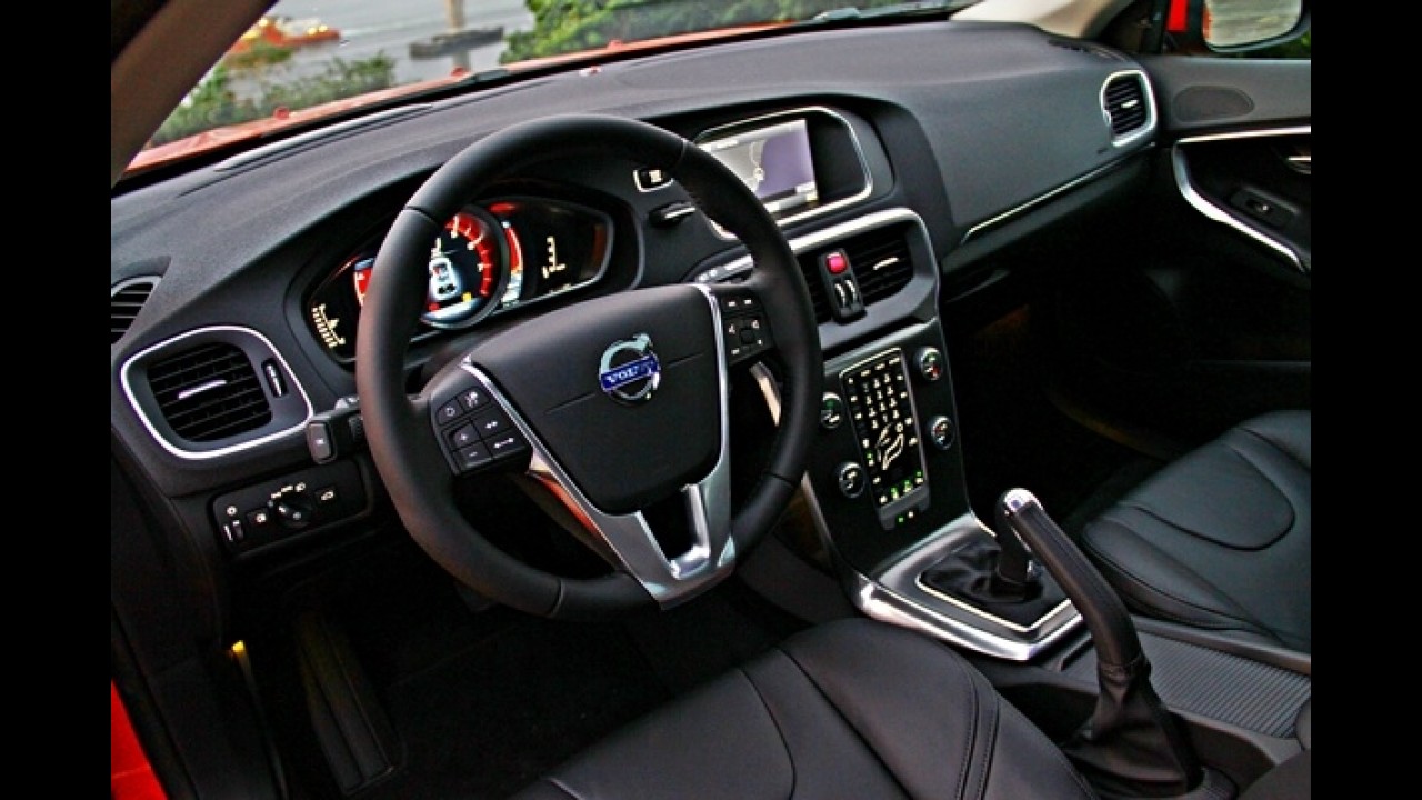 Volta rápida: Volvo V40 tem boa dinâmica, mas preço de alemão complica