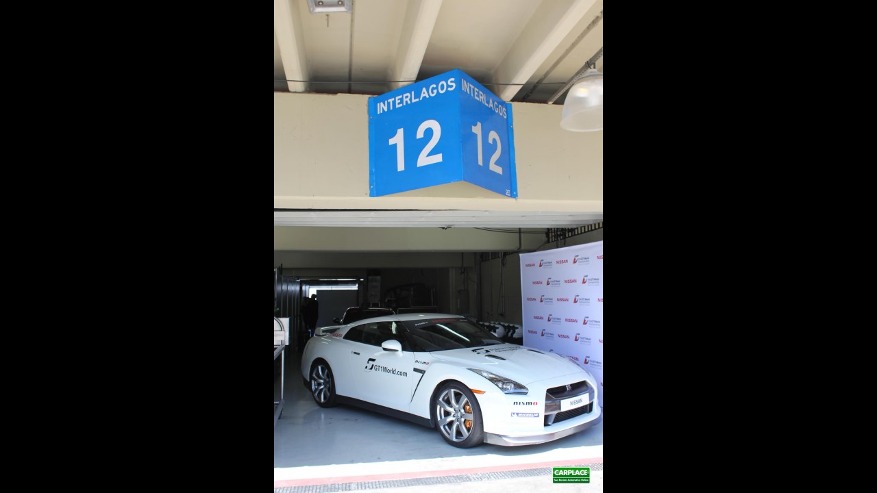 Fotos: Nissan GT-R no FIA GT1 World Championship em Interlagos