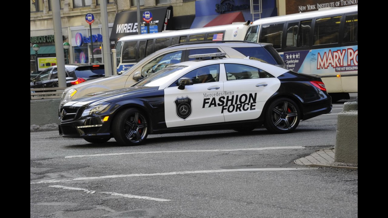 Corra que a polícia vem aí! Novo Mercedes CLS 63 AMG na patrulha de Nova York