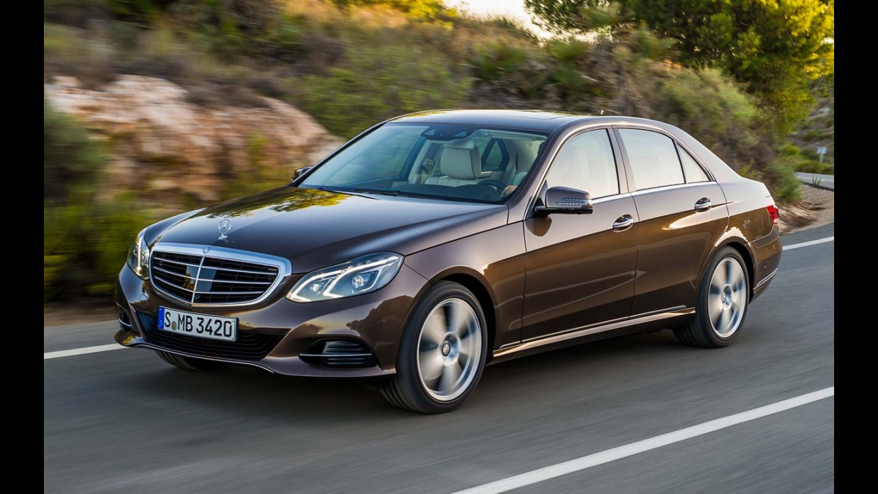 Mercedes confirma 2 bilhões de euros e 20 novidades para a China