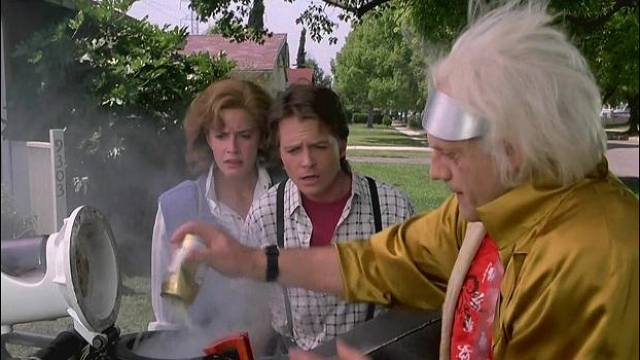 [Copertina] - Ritorno al Futuro, la DeLorean ad Ecomondo per parlare di biometano