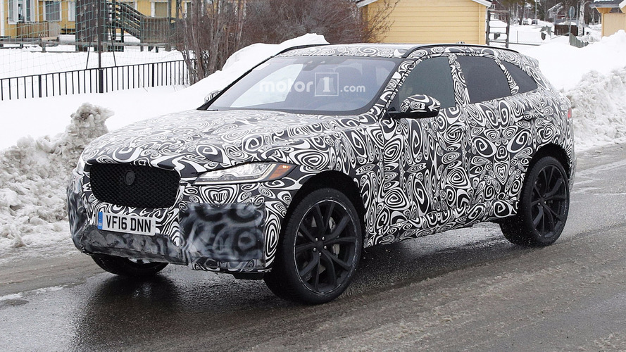 Jaguar F-PACE SVR 2017 fotos espía