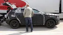 2018 Volvo XC40 spy photo