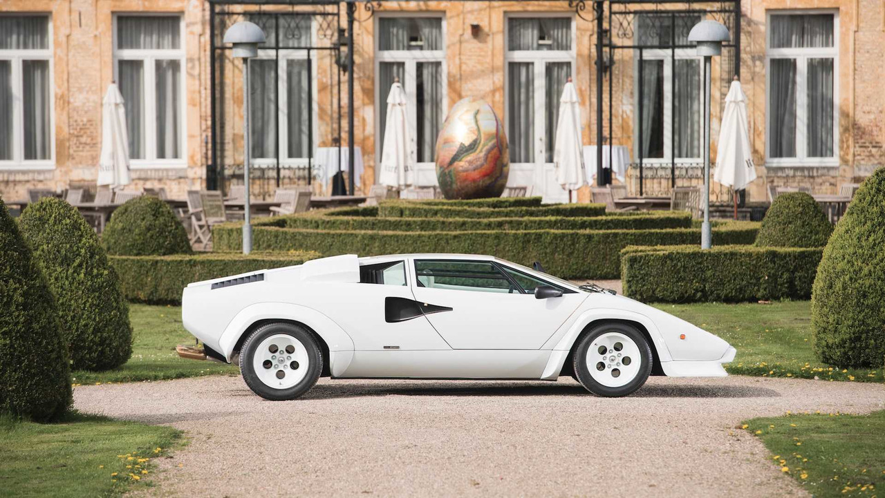 Gold-Plated Lamborghini Countach