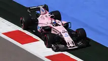 Vettel é pole position em Sochi