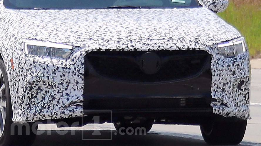 2018 Buick Regal GS casus fotoğrafları
